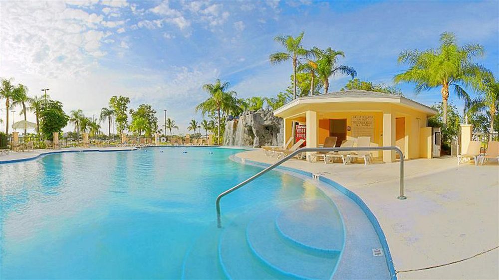 Holiday Inn Port St. Lucie By Ihg Exterior photo